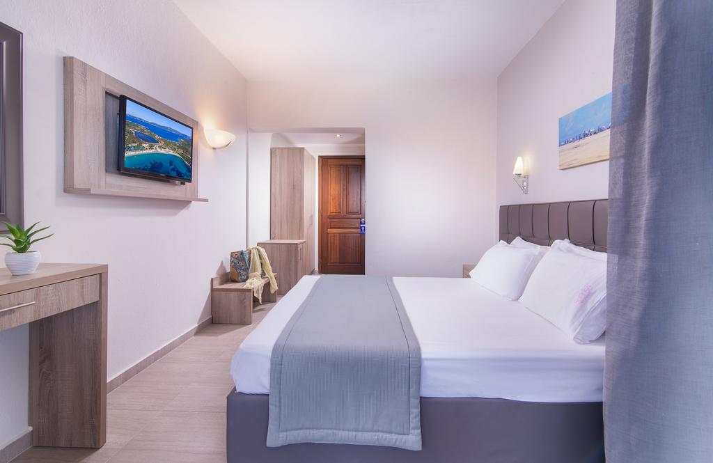 Grcka hoteli letovanje, Halkidiki, Amuliani,hotel Sunrise,soba