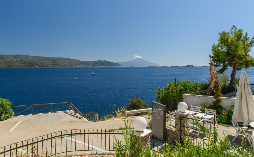 Grcka hoteli letovanje, Halkidiki, Amuliani,hotel Sunrise,pogled iz hotela ka moru