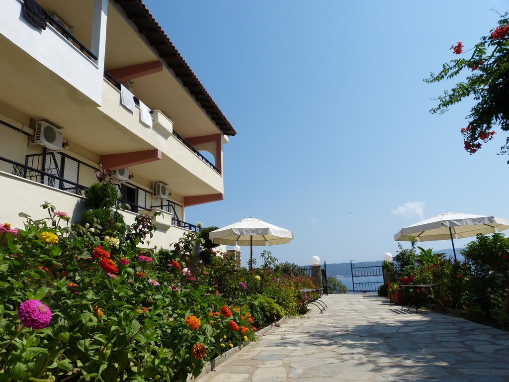 Grcka hoteli letovanje, Halkidiki, Amuliani,hotel Sunrise,bočni izgled