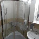 Banje, Lukovska banja, smeštaj, Hotel Jelak, kupatilo