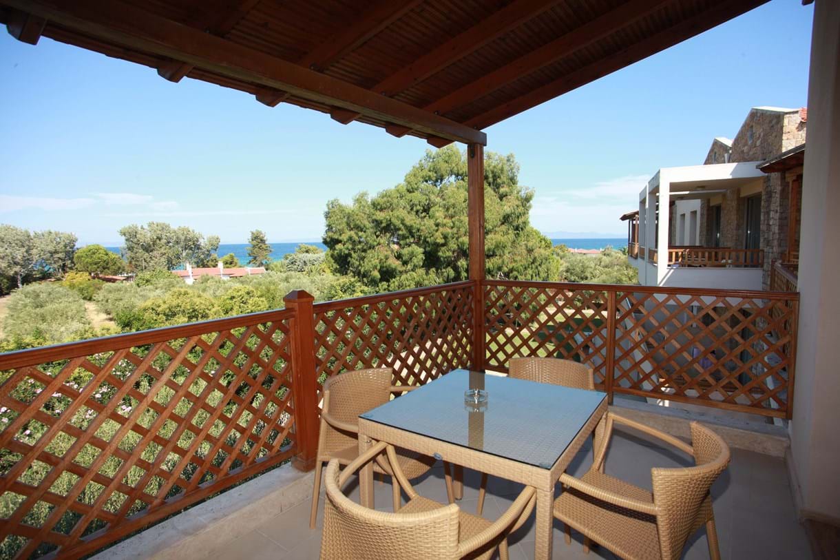 Grcka hoteli letovanje, Kriopigi,Halkidiki,Kassandra  Palace,terasa