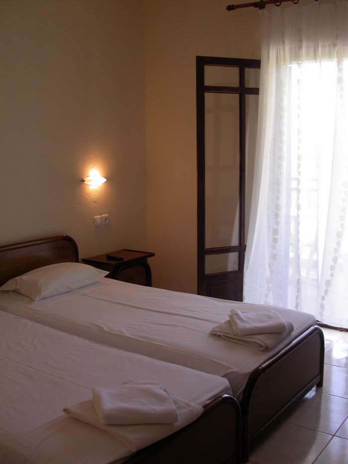 Grcka hoteli letovanje, Kriopigi,Halkidiki,Kassandra Bay village,hotelska soba izgled