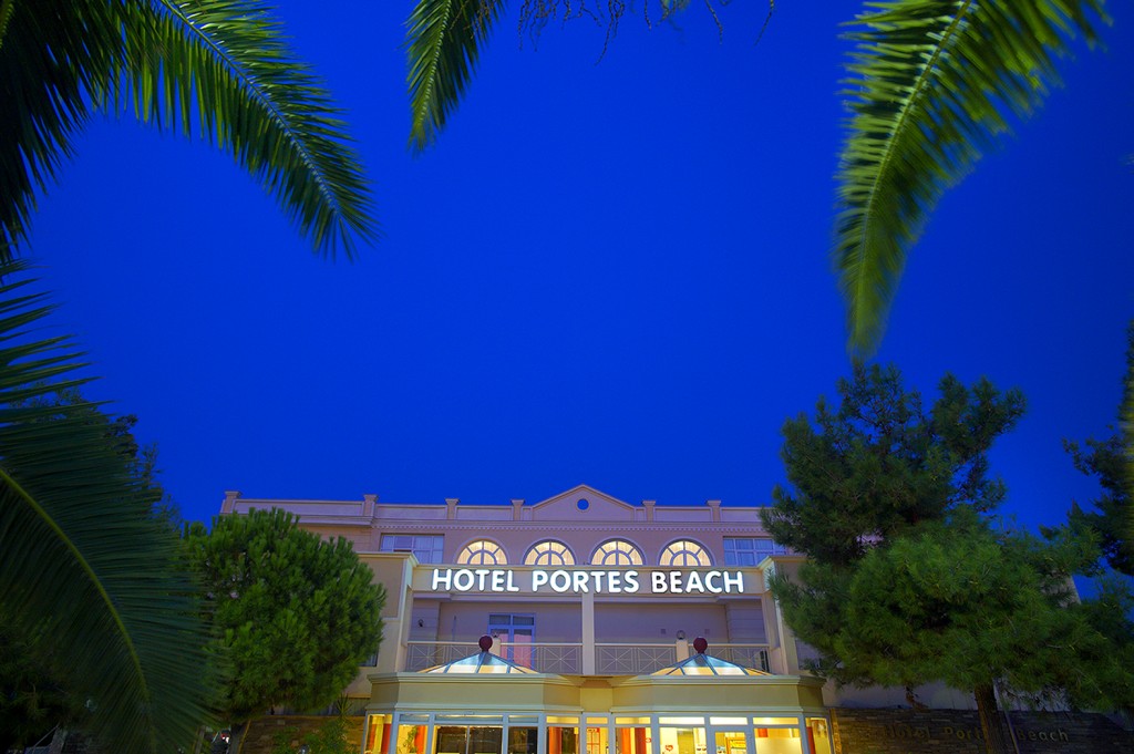 Grcka hoteli letovanje, Nea Potidea,Halkidiki,Portes Beach,noću