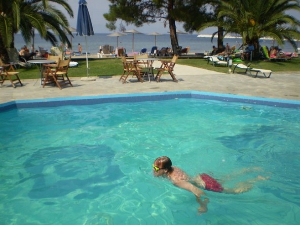 Grcka hoteli letovanje, Tasos, Skala Rahoni, Hotel Rachoni Bay-Resort, bazen