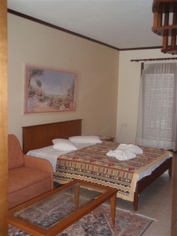 Grcka hoteli letovanje, Halkidiki, Uranopolis,hotel Teoxenia,izgled sobe