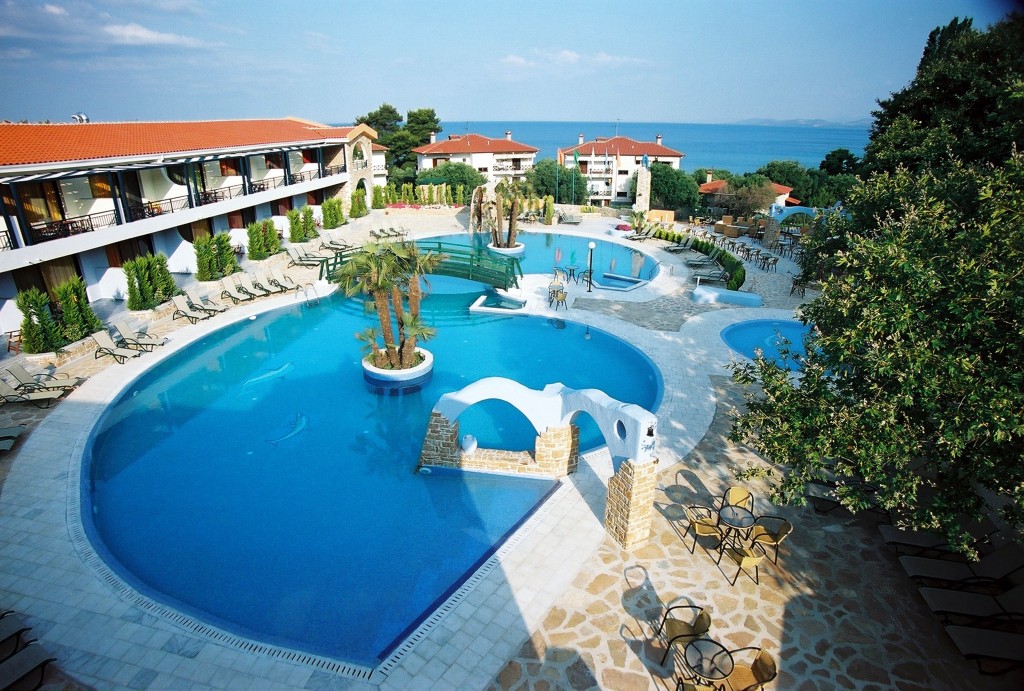 Grcka hoteli letovanje, Halkidiki, Elia Beach,Athena Pallas village,spolja