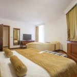 Banje, Bukovička banja, smeštaj, Hotel Izvor, hotelska soba