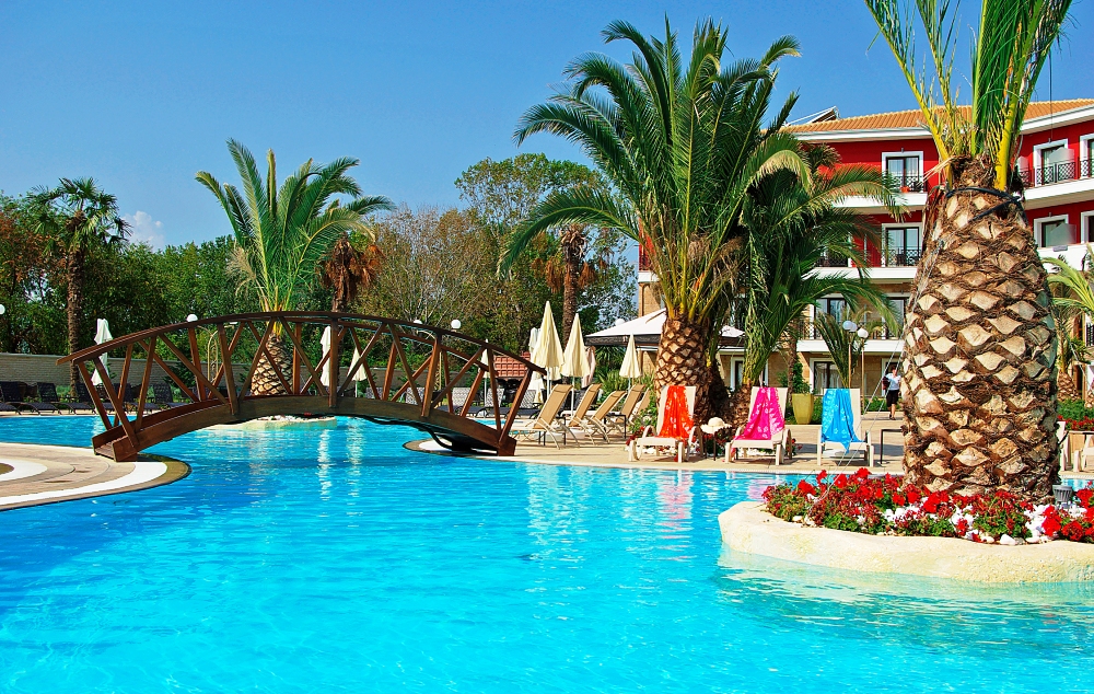 Grcka hoteli letovanje, Paralia, Mediterranean Princess, bazen