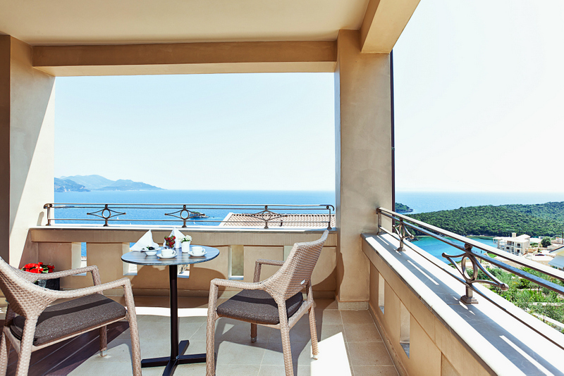 Grcka hoteli letovanje, Sivota, Hotel Sivota Diamond, terasa