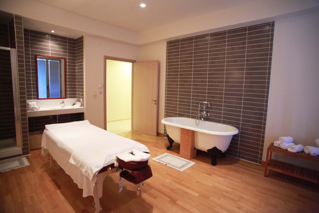 Grcka hoteli letovanje, Kriopigi,Halkidiki,Kassandra  Palace,masaža