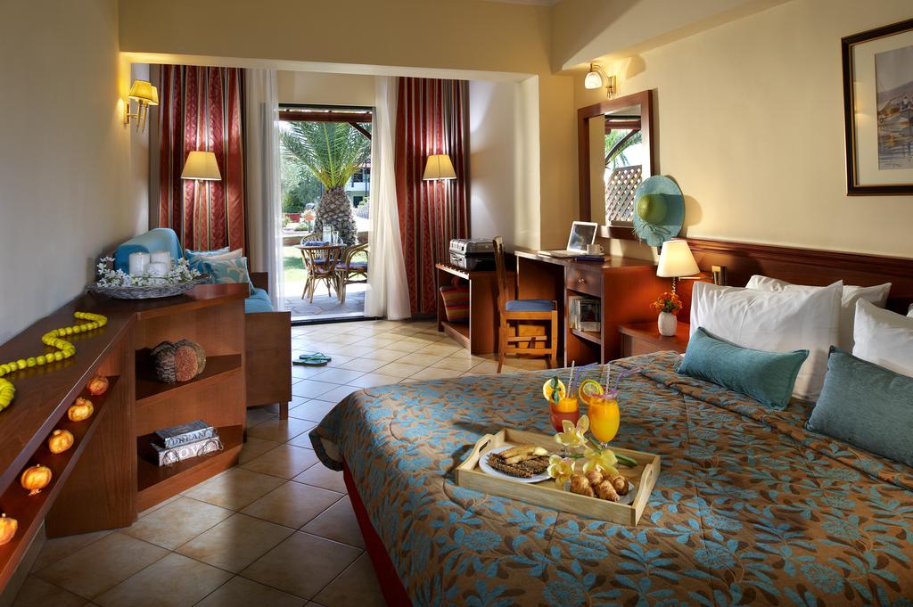 Grcka hoteli letovanje, Halkidiki,Metamorfosi,Blue Dolphin,hotelska soba izgled