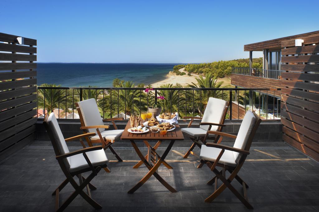 Grcka hoteli letovanje, Halkidiki,Metamorfosi,Blue Dolphin,terasa sa pogledom na more