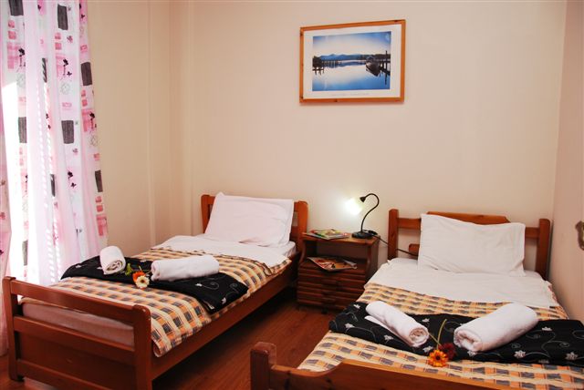 Grcka hoteli letovanje, Halkidiki, Siviri,Jenny,izgled  dvokrevetne sobe