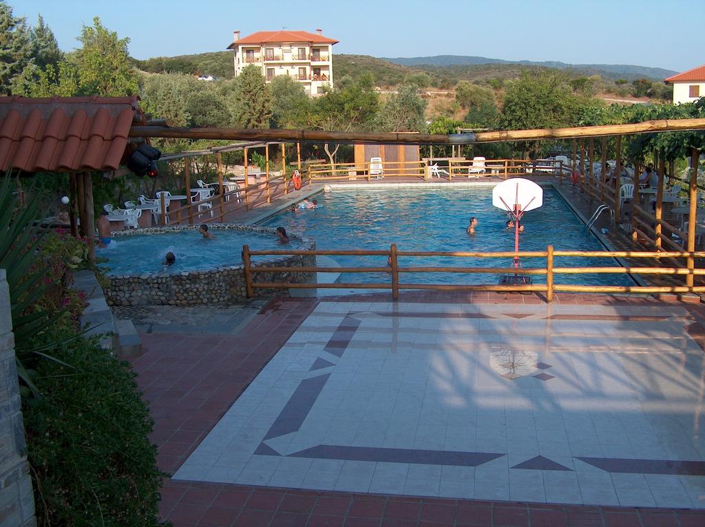 Grcka hoteli letovanje, Halkidiki, Nea Roda,hotel Athorama,bazen