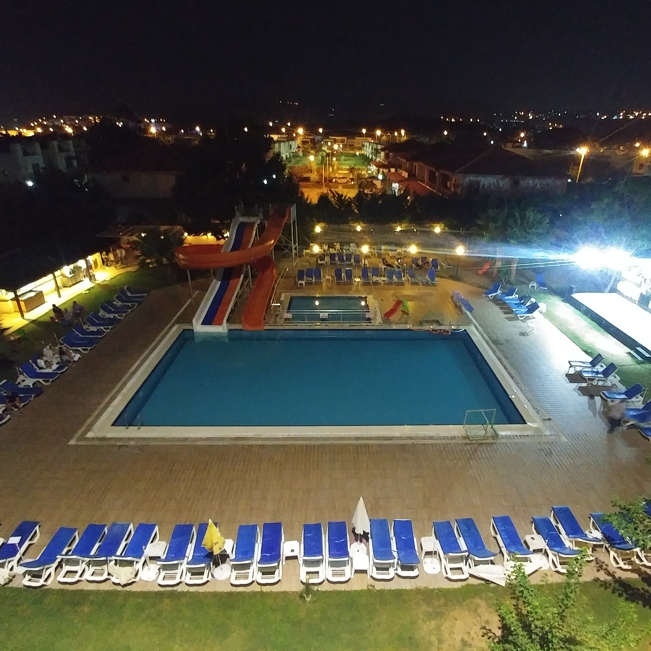 Letovanje Turska autobusom, Kusadasi, Hotel My Aegean Star,bazen noću