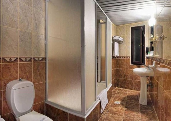 Letovanje Turska autobusom, Kusadasi, Hotel Ada Marina,kupatilo