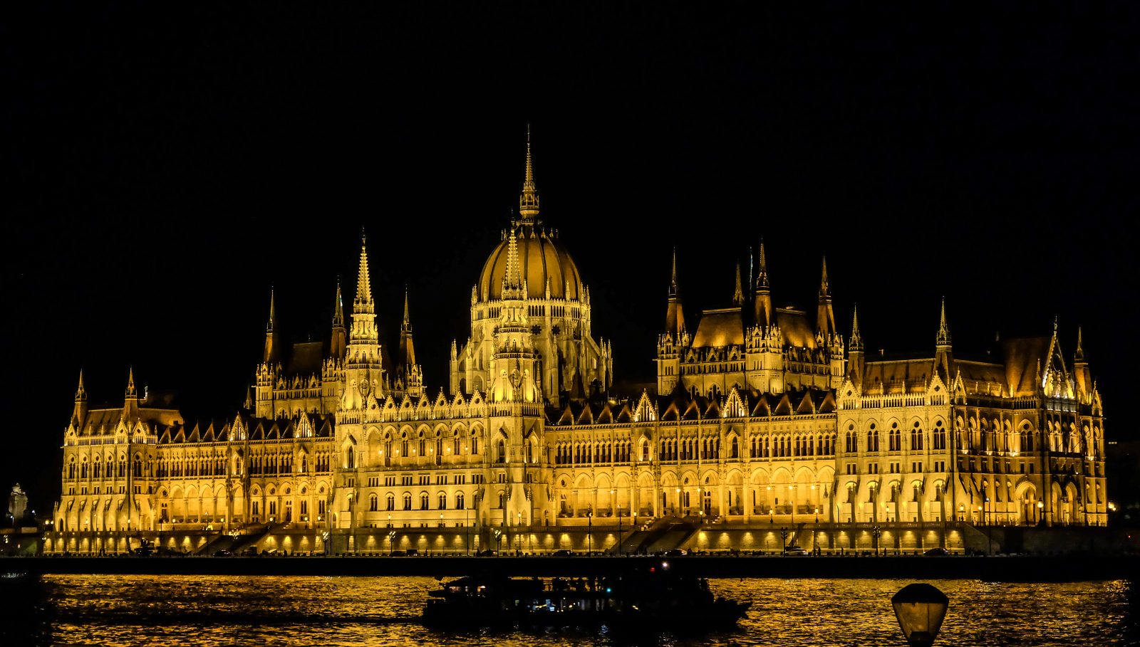 Budimpešta, Madjarska, evropski gradovi, putovanja, madjarski parlament