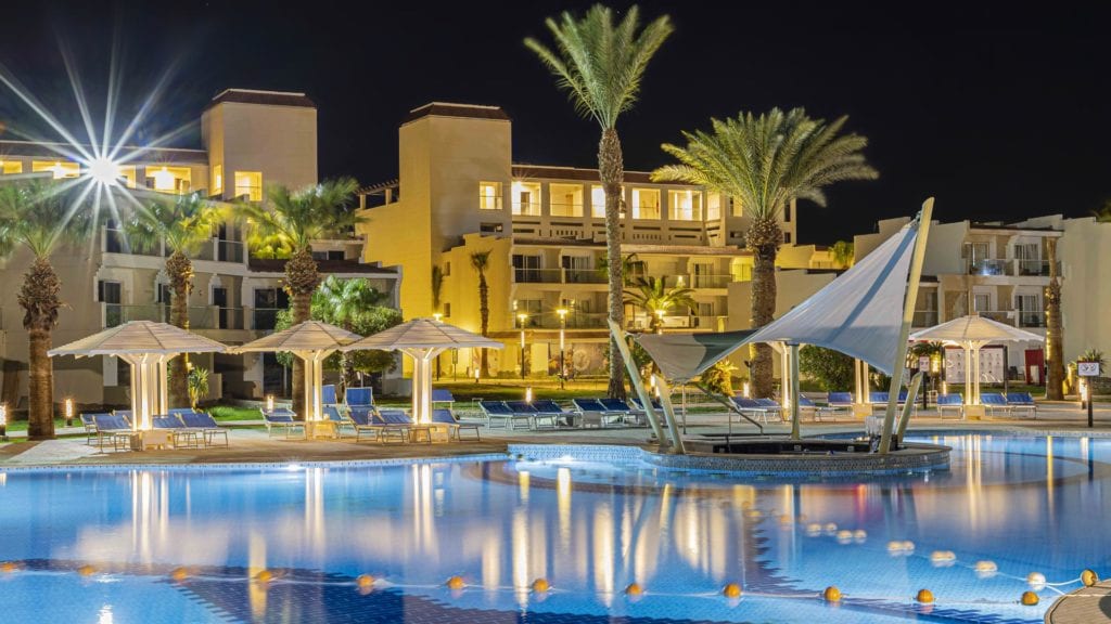 Letovanje Egipat avionom, Soma Bay, Hotel Amarina Abu Soma Resort & Aqua Park, resort noću