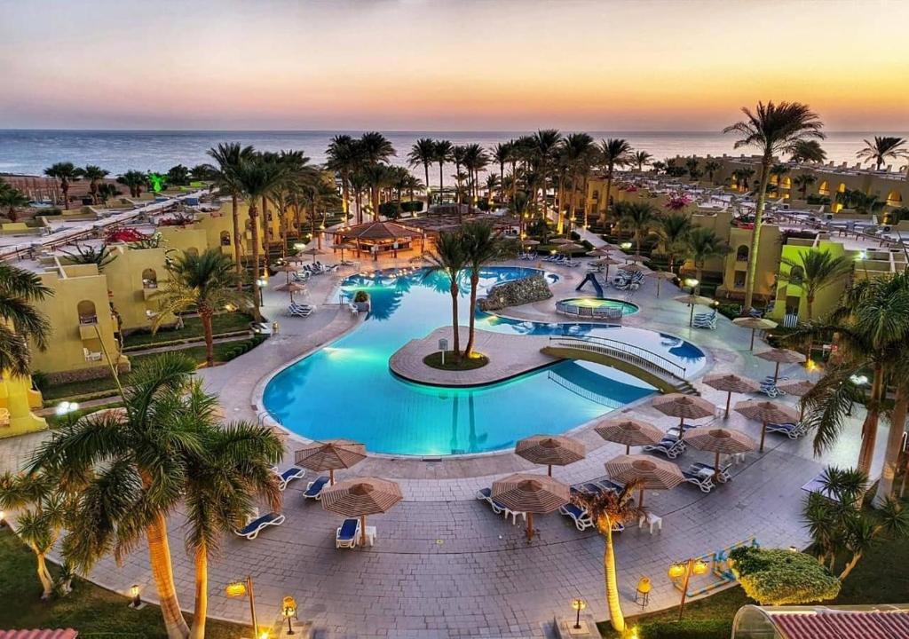 Letovanje Egipat avionom, Hurgada, Hotel Palm Beach Resort, hotelski kompleks