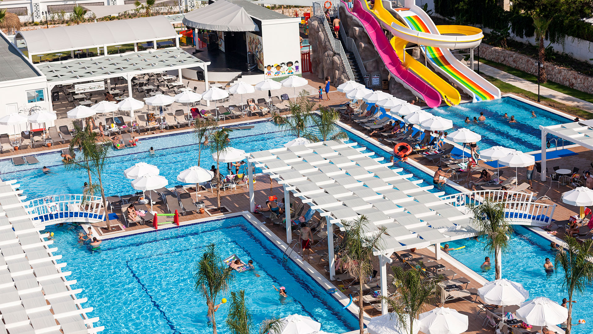 Letovanje Turska,avionom, Alanja, hotel Karmir resort & SPA, izgled bazena