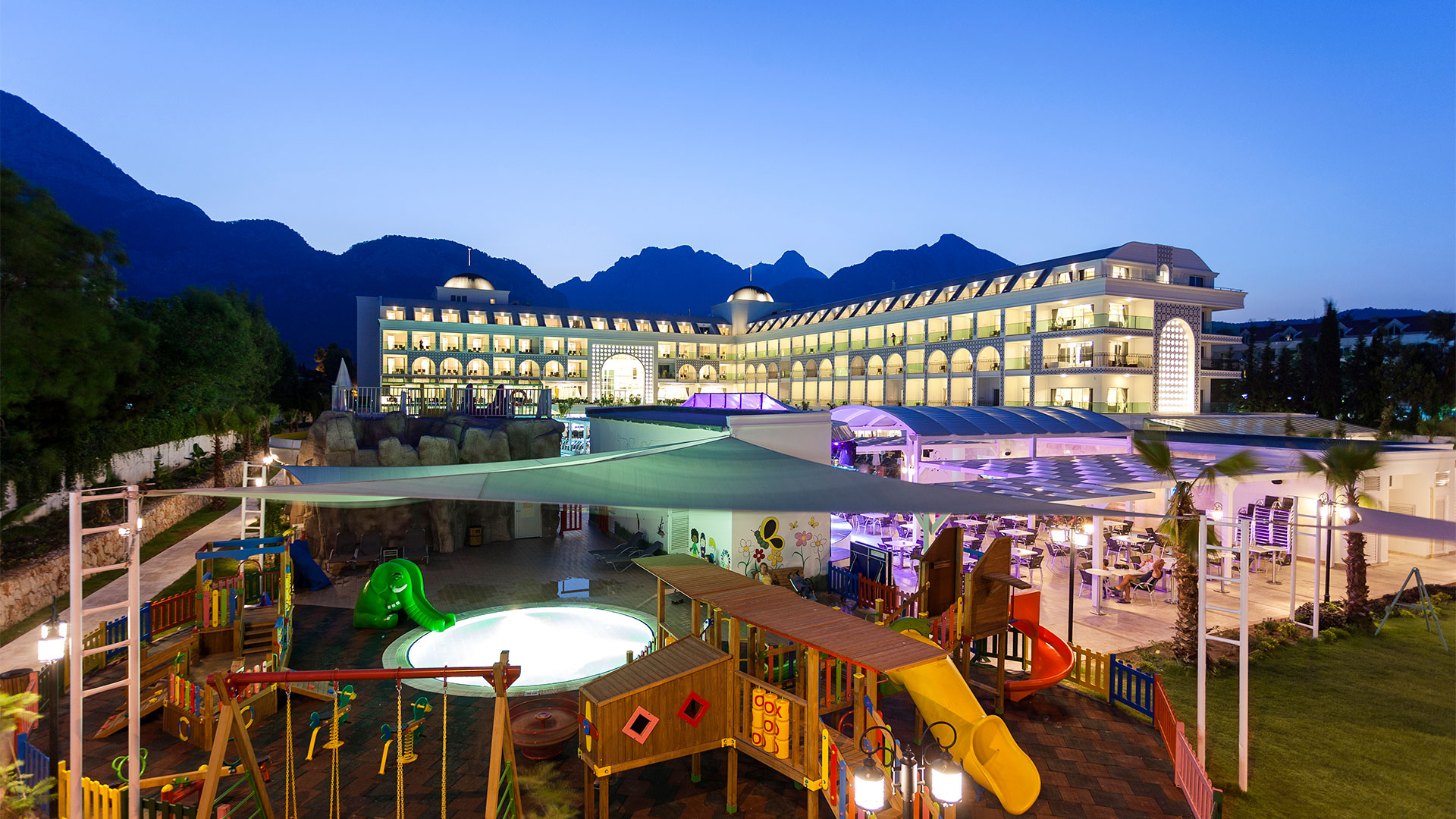 Letovanje Turska,avionom, Alanja, hotel Karmir resort & SPA, hotel spolja