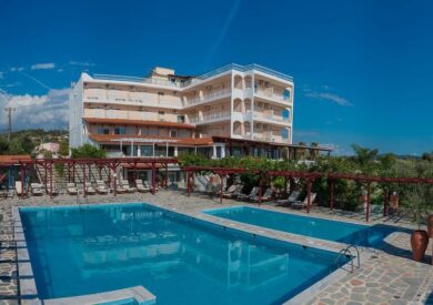Grcka hoteli letovanje, Kanali, Hotel Poseidon Beach, bazen