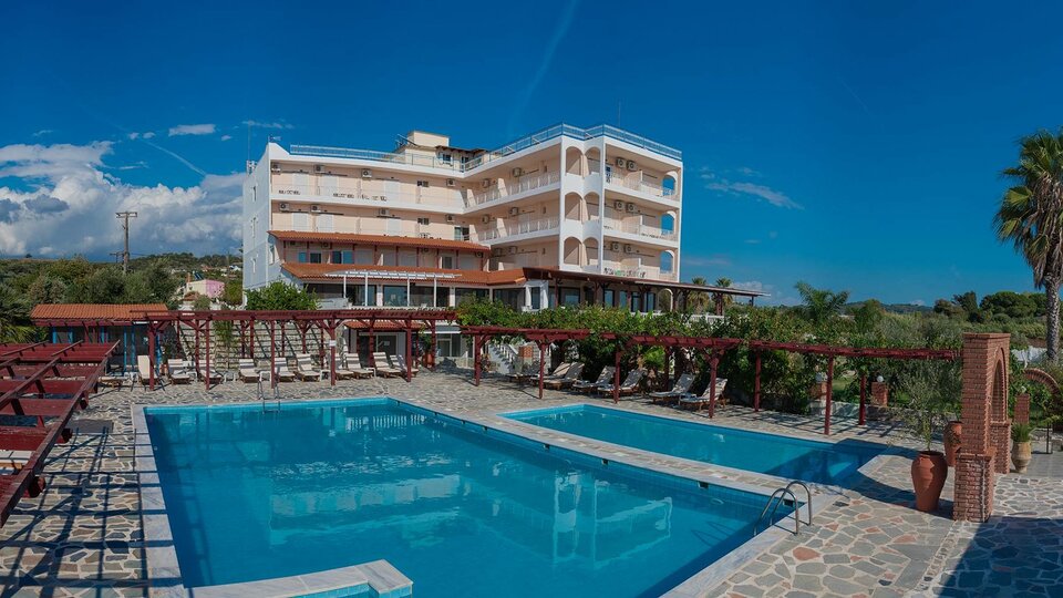 Grcka hoteli letovanje, Kanali, Hotel Poseidon Beach, bazen