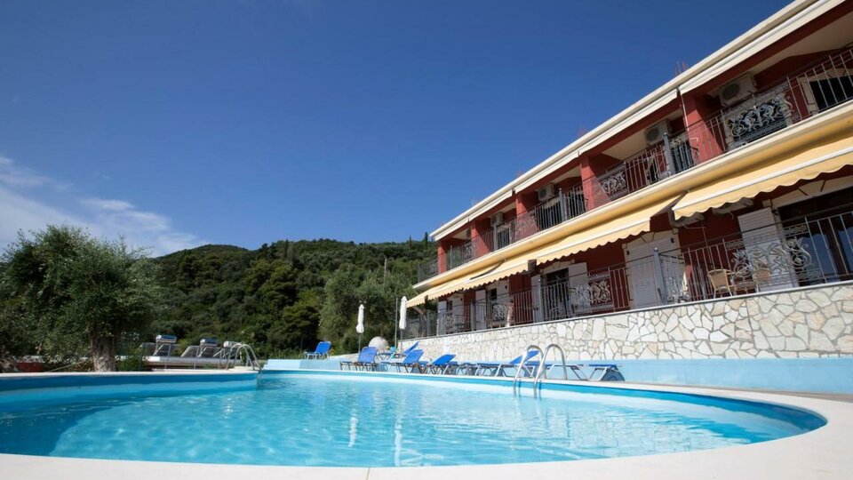 Grcka hoteli letovanje, Parga, Hotel Enjoy Lichnos Bay Village, bazen