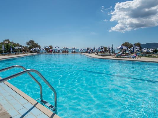 Grcka hoteli letovanje, Zakintos, Laganas, Hotel Astir Beach, otvoreni bazen