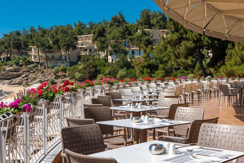 Grcka hoteli letovanje, Trakija, Kavala,hotel Tosca beach,restoran na krovu