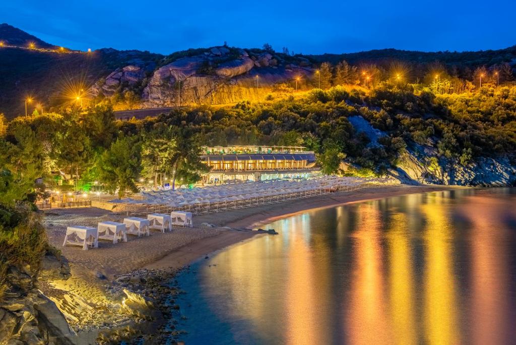 Grcka hoteli letovanje, Trakija, Kavala,hotel Tosca beach,noc