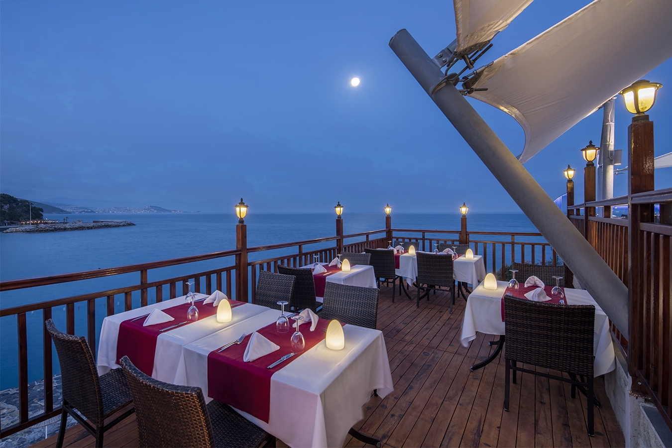 Letovanje Turska, Kusadasi, Pinebay Holiday Resort, panorama restorana