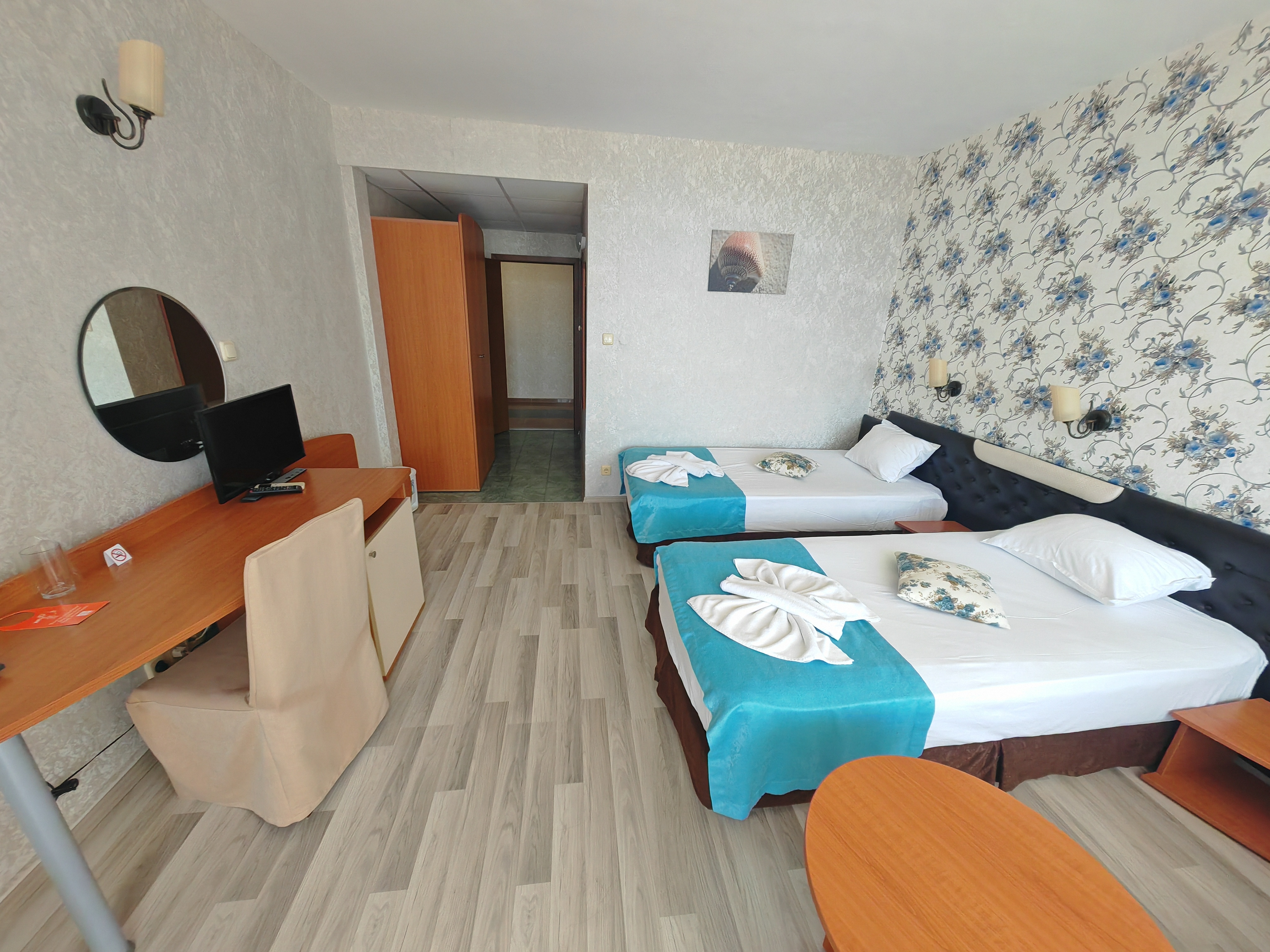 Letovanje Bugarska autobusom, Sunčev breg, Hotel Kavkaz, enterijer sobe