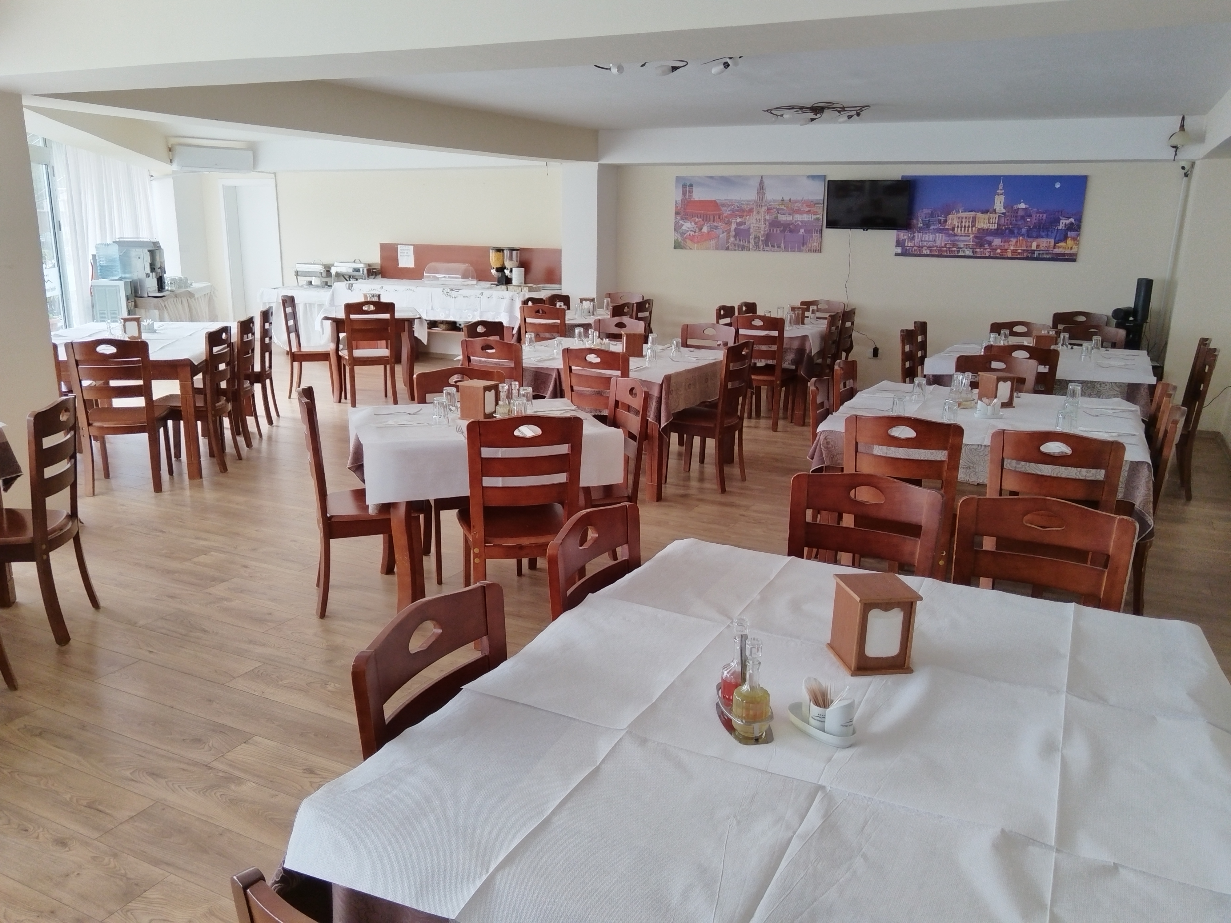 Putovanje Ohrid, evropski gradovi, hotel International, restoran