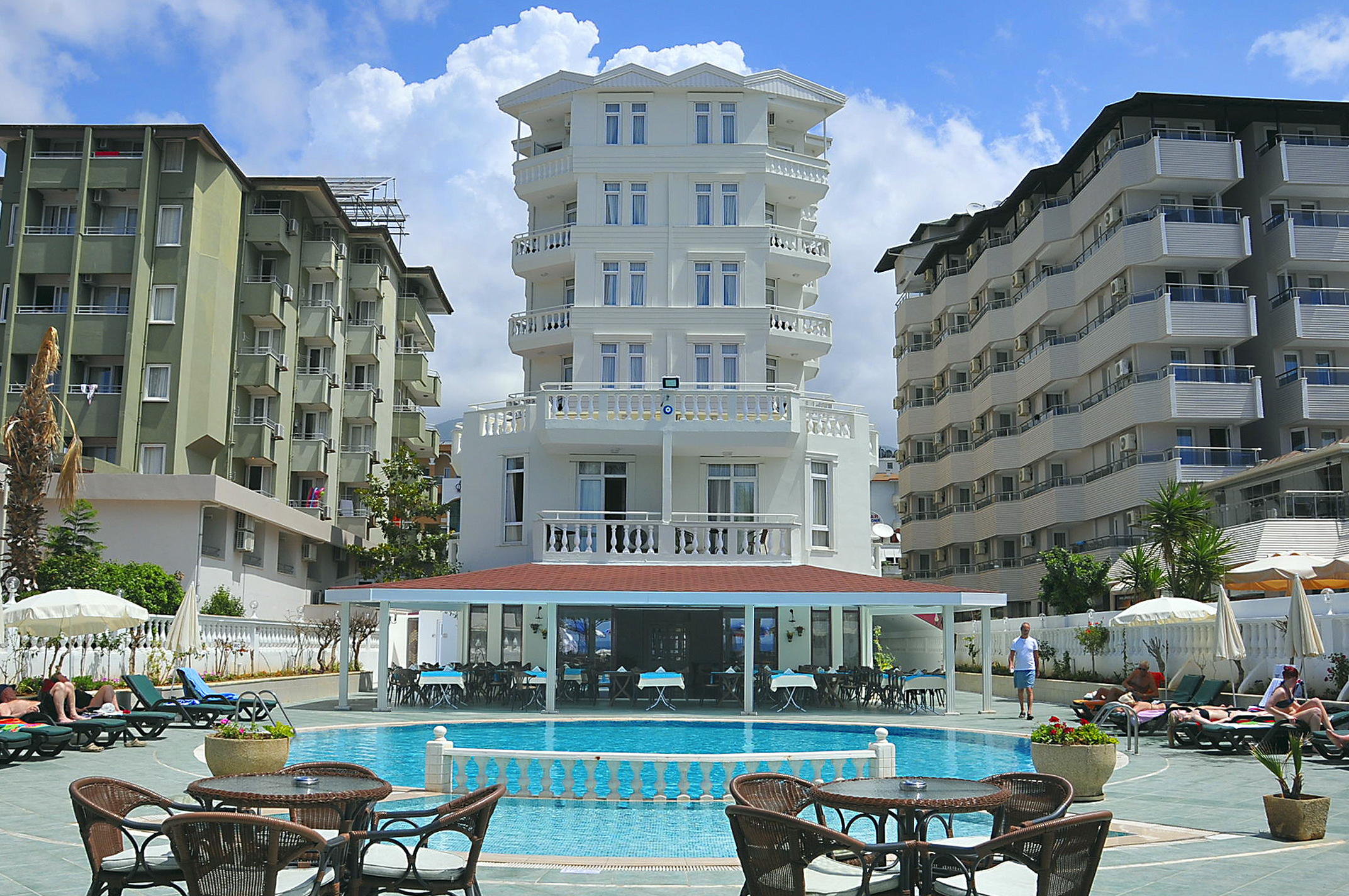 Azak hotel