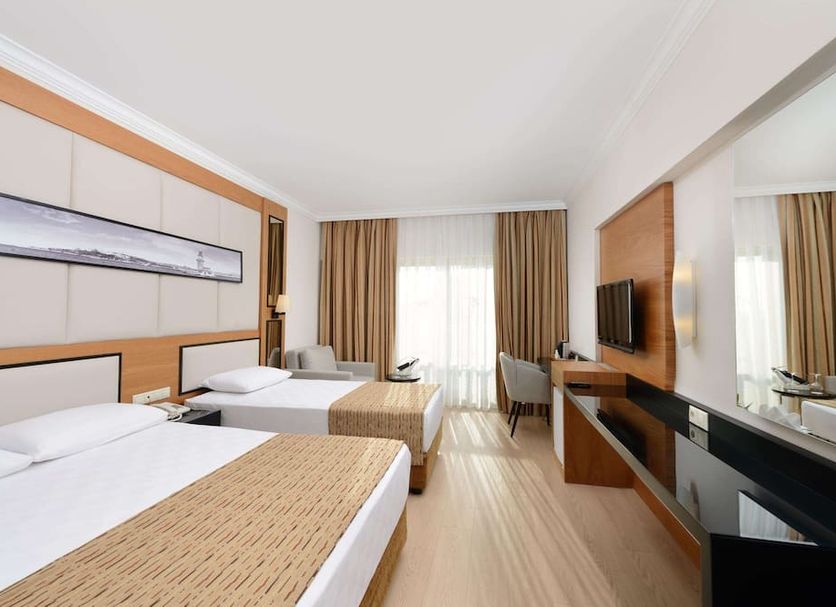 Aydinbey Famous Resort