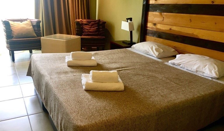 Olympian Bay Grand Resort