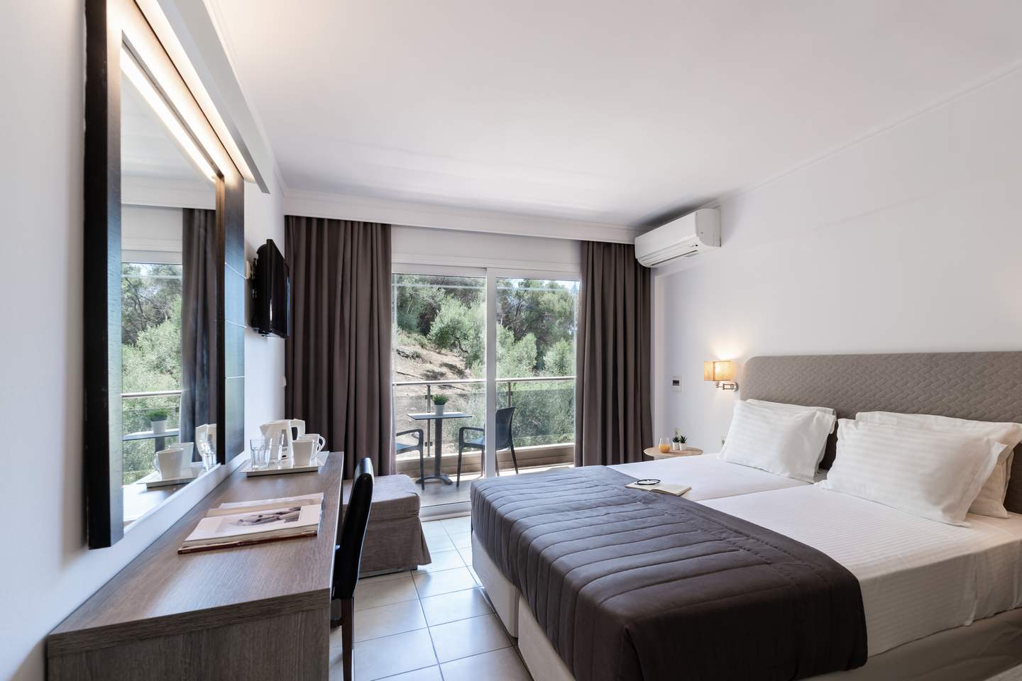 Lagomandra Hotel & Spa