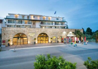 Kriopigi Hotel