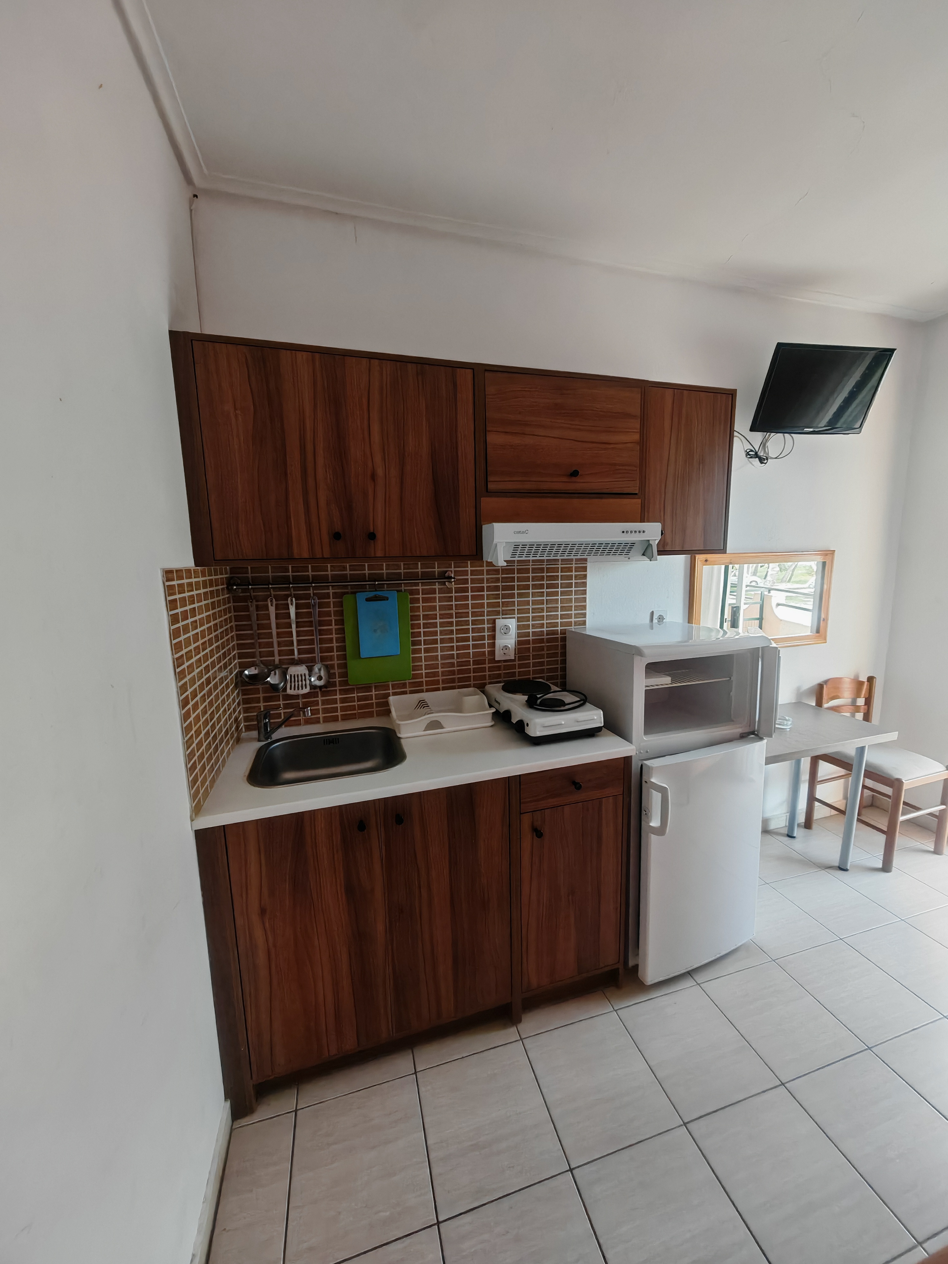 Grcka apartmani letovanje, Pefki Neos Pirgos, Vila Kolizas, soba