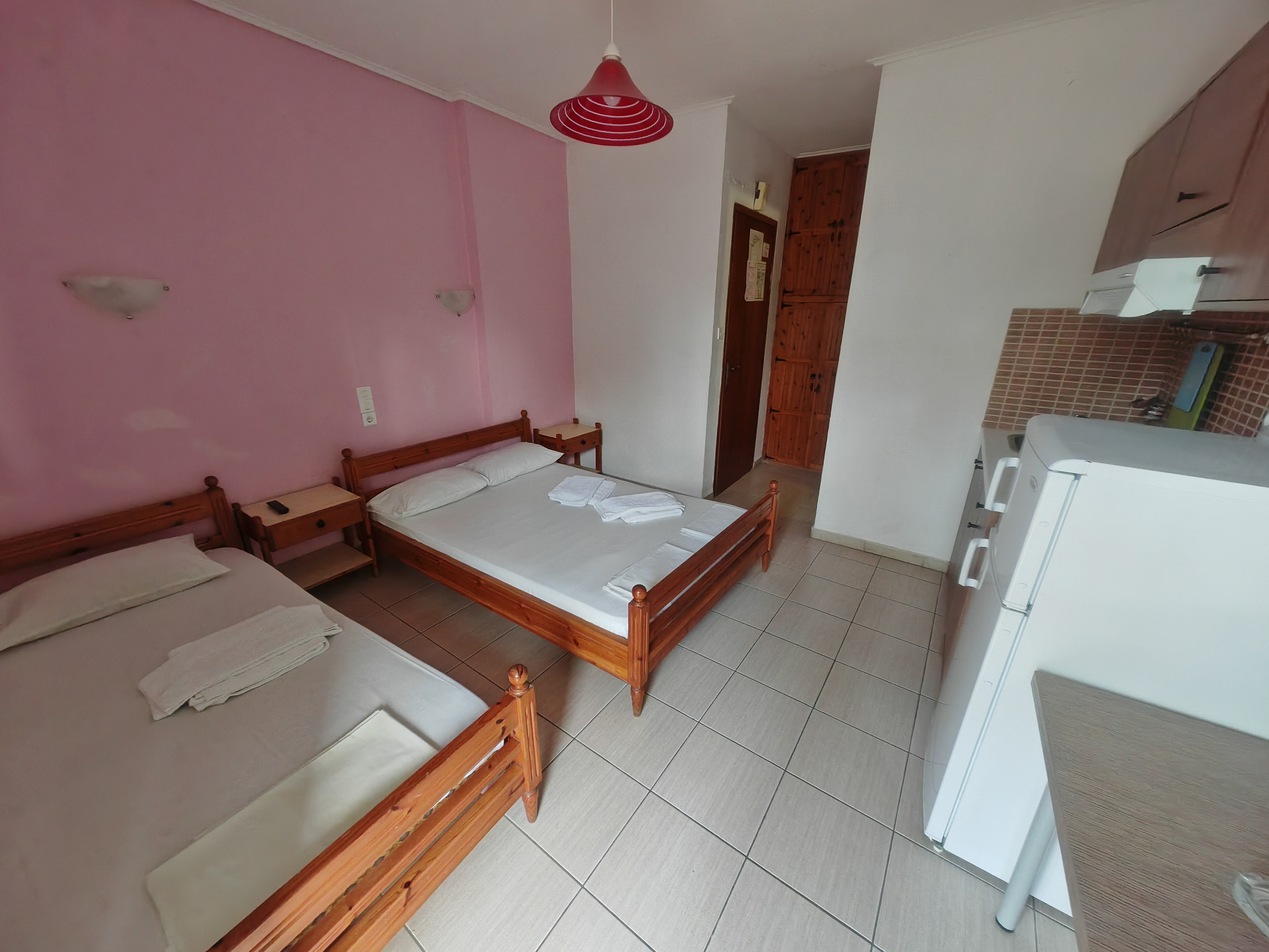 Grcka apartmani letovanje, Pefki Neos Pirgos, Vila Kolizas, soba