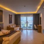 ROOM1
